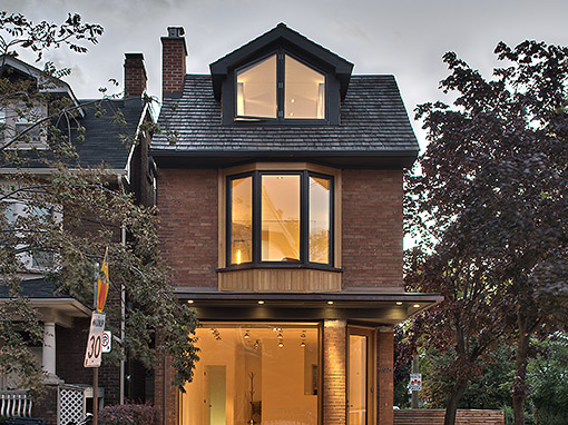 Sanierung denkmalgeschütztes Wohn- und Geschäftshaus – Toronto